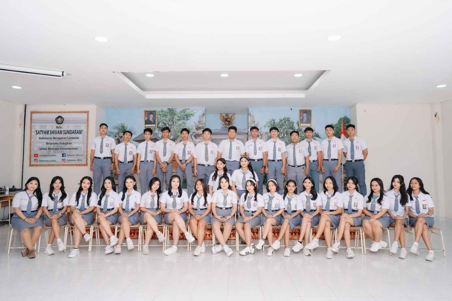 Foto Bersama Kelas XII D Lulusan 2026